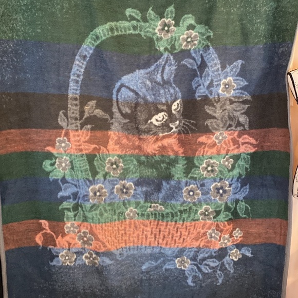 VINTAGE huge Biederlack Reversible Throw Blanket with Cat Flower Basket made USA - Picture 6 of 10